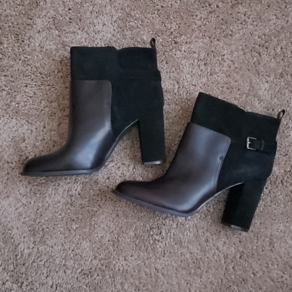 Brand New- Nine West Quinah boot